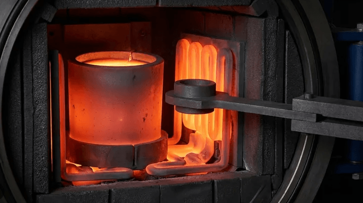 Graphite materials high temperature processing furnace under nitrogen atmosphere