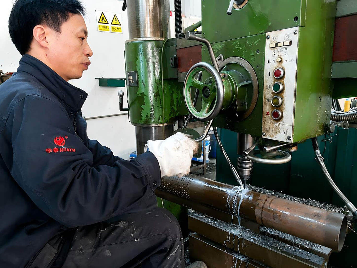 HUATAI engineer grinding PSA nitrogen generator components